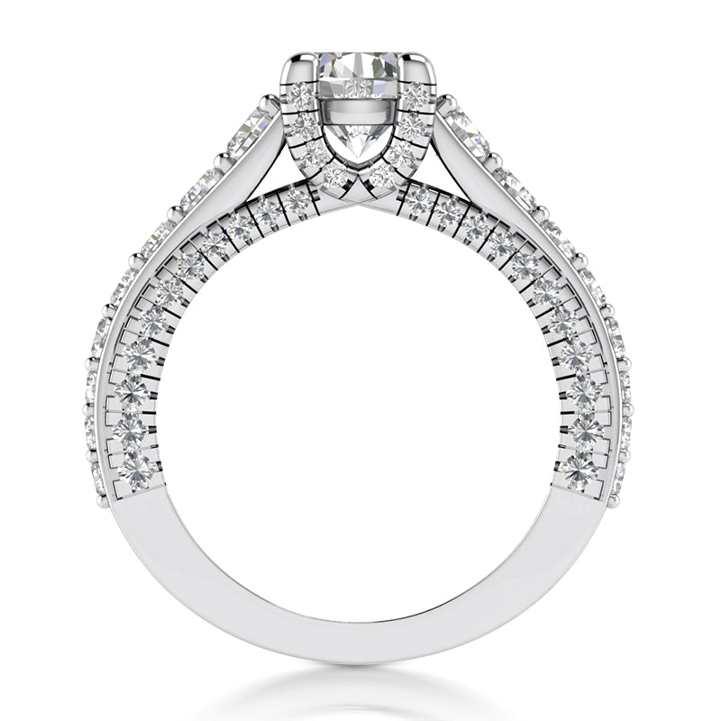 2.20ct Ladies Round Cut Diamond Engagement Ring