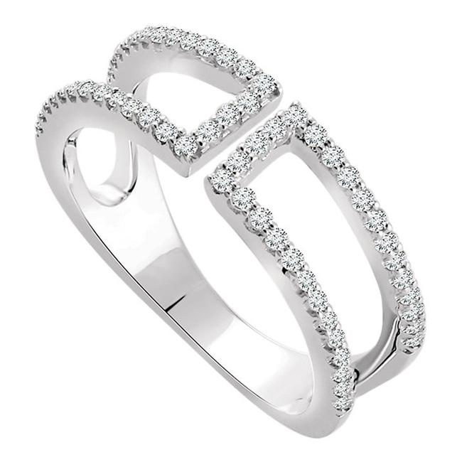 0.40 Ct Ladies Round Cut Anniversary Ring